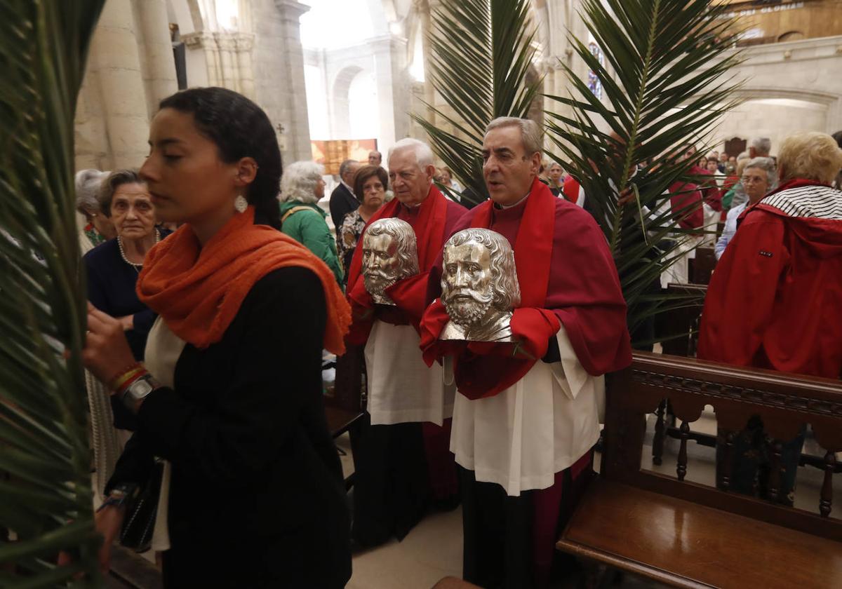 Los Mártires en procesión