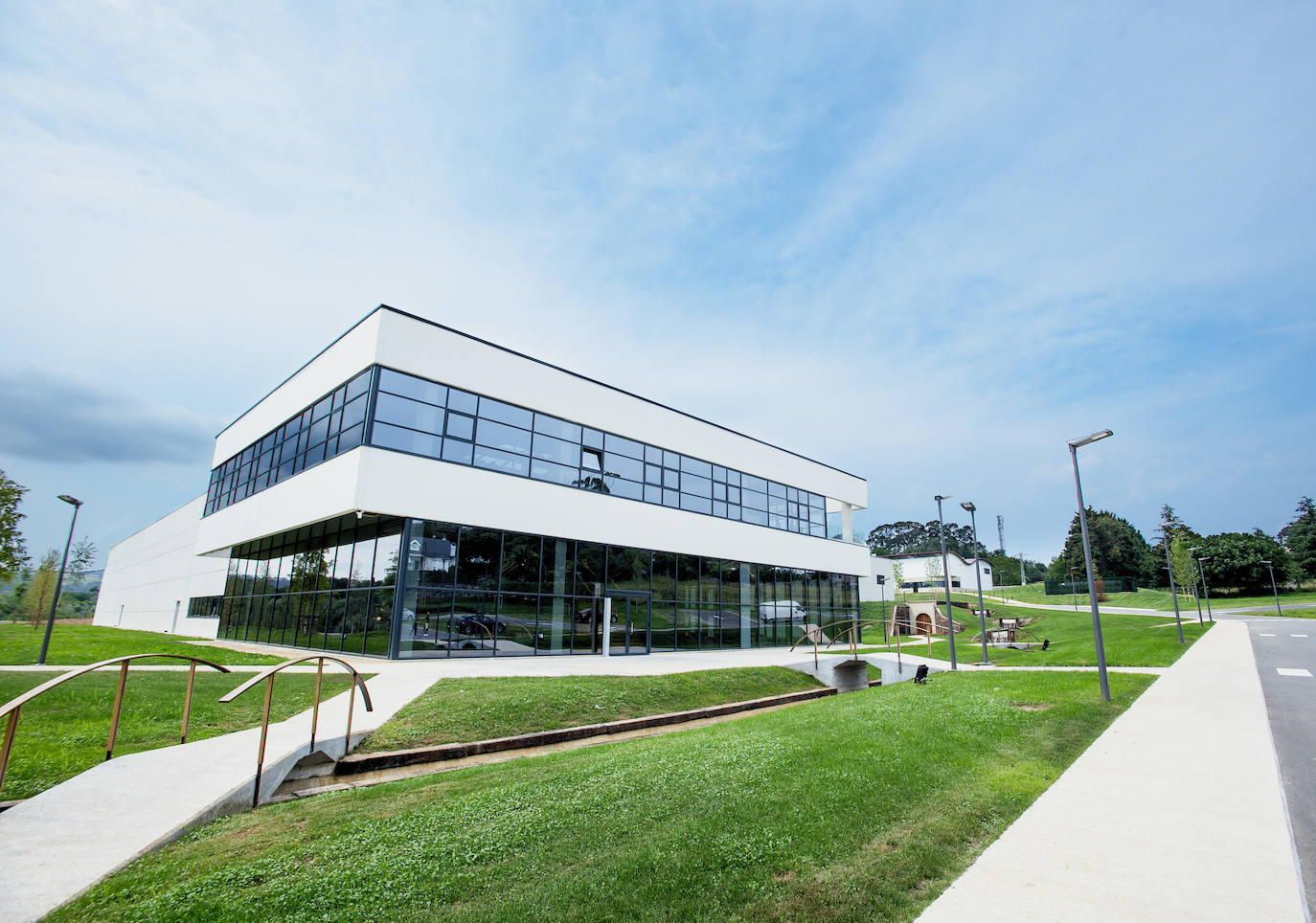 Exterior de La Concha, sede de Cantabria Labs.