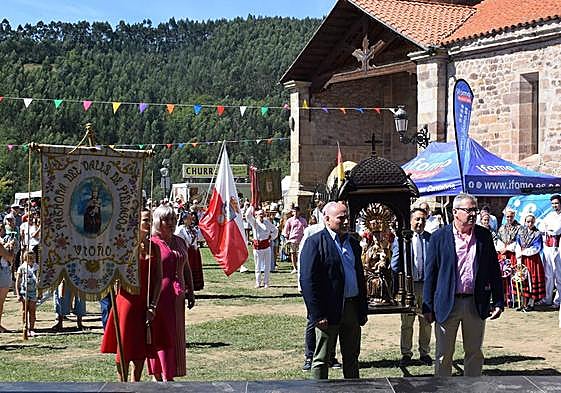 El miércoles 6 de septiembre a las 21.30 horas se celebrará la Procesión de la Luz desde el Santuario hasta la parroquia de San Vicente Mártir.
