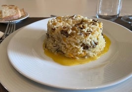 Risotto de setas con queso Lakta.