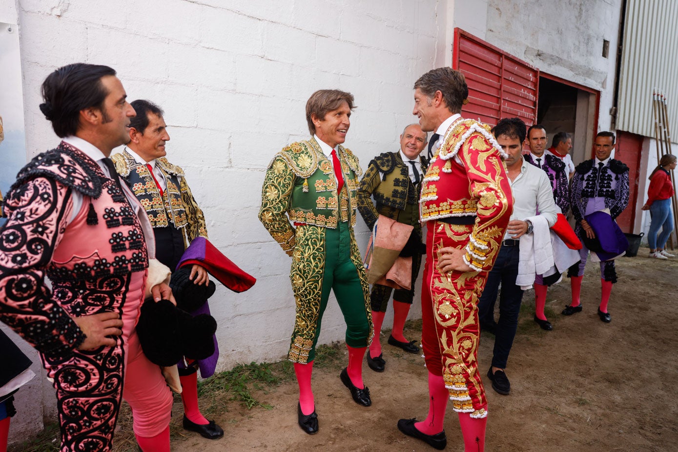 El Cordobés y Escribano bromean antes del paseíllo