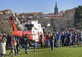 Exhibición de las actividades de Protección Civil en Comillas.