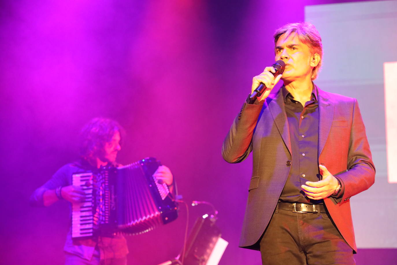 Nando Agüeros durante el concierto en Potes en el que ha celebrado sus 25 años en la música.