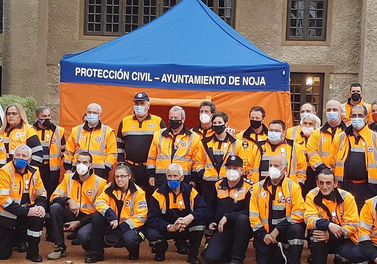Voluntarios de Protección Civil de Noja.