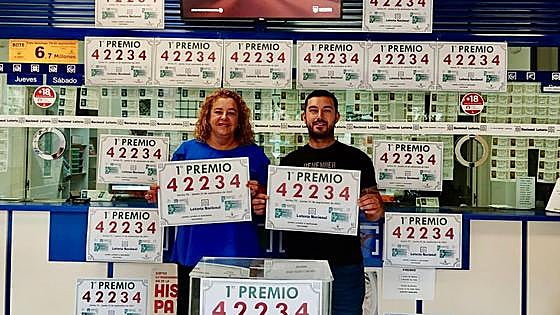 La Lotería Nacional deja 270.000 euros en nueve décimos vendidos en la calle Alta
