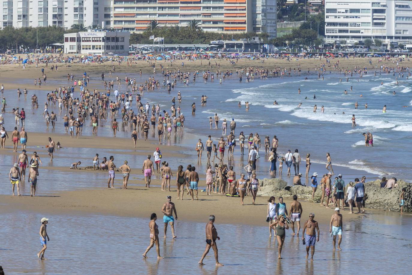 Estampa que presentaba este sábado la primera y segunda de El Sardinero.