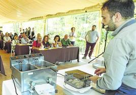 Ponencia-cata de croquetas de Nacho Solana, en la pasada edición.