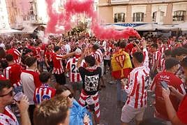 La Plaza Cañadío, hacia las tres y media de la tarde
