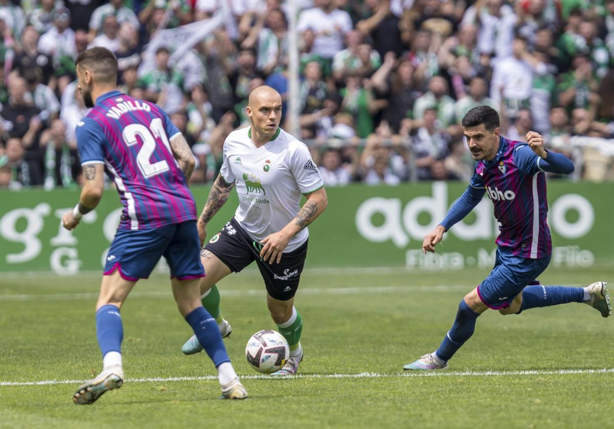 Pombo, durante el partido de Liga frente al Eibar de la temporada pasada.