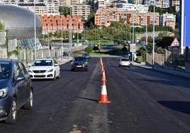 Obras de asfaltado en la calle Alcalde Vega Lamera.