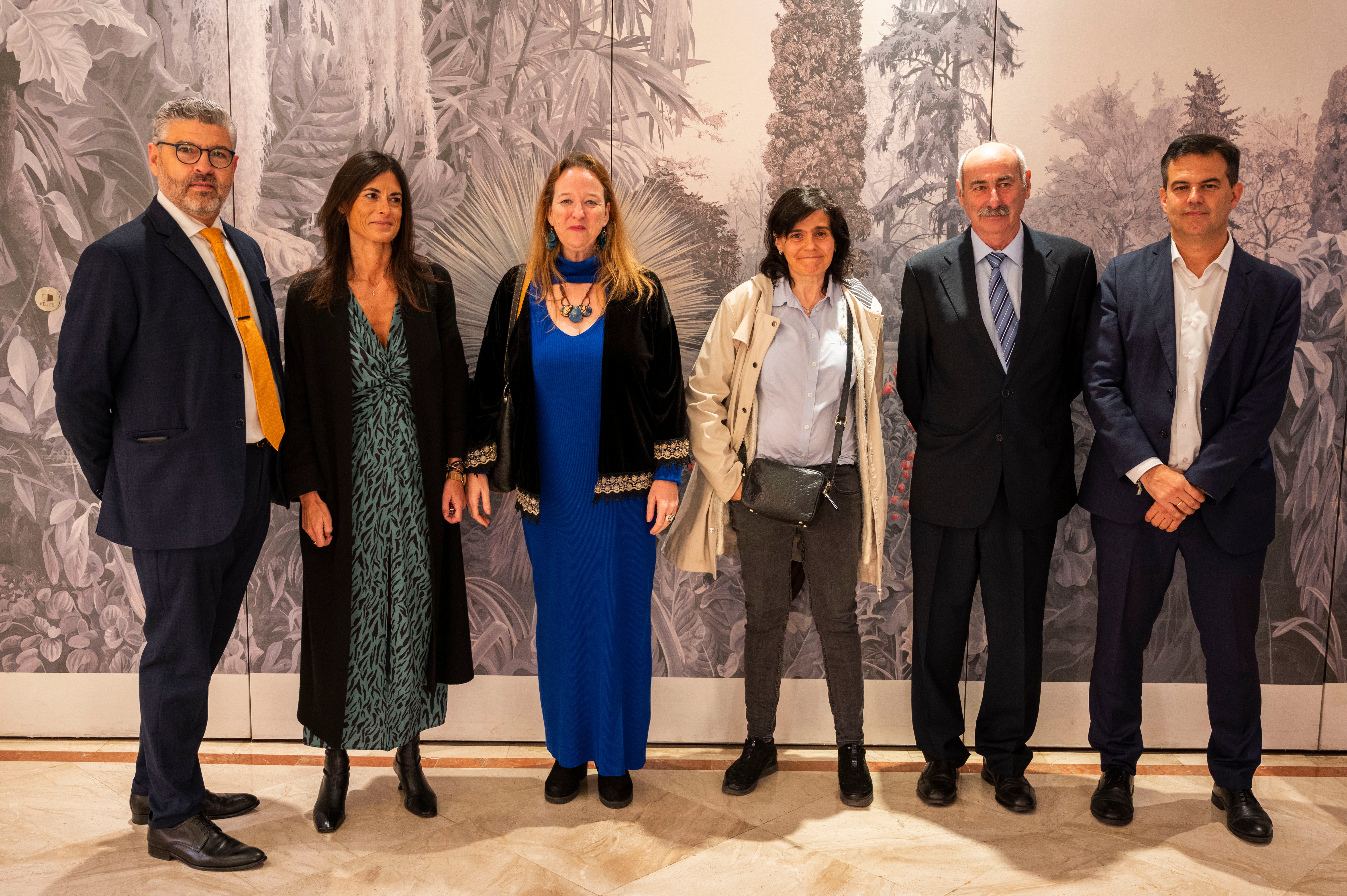 Paco Gutiérrez, Laura Velasco, Leticia Díaz, Marta Pascual, José Miguel López Higuera y David Cantarero.