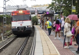 La CEOE considera prioritaria la mejora de conexiones por tren.