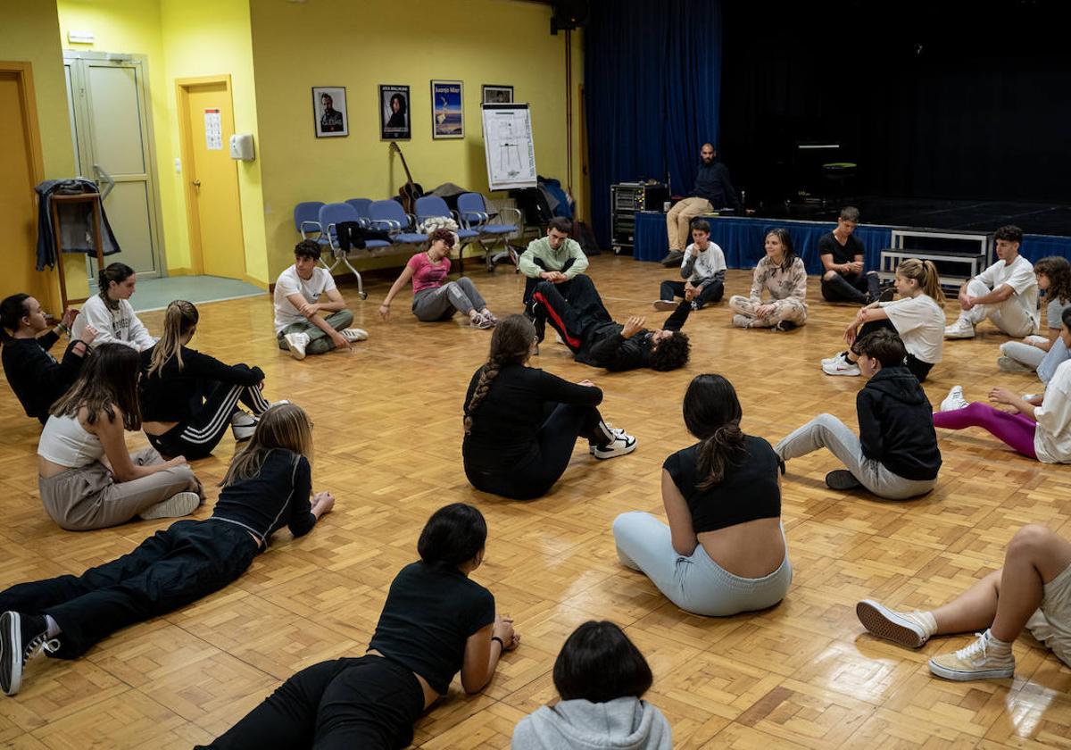 Imagen del taller que dirigió Manuel Martín en el centro educativo santanderino.