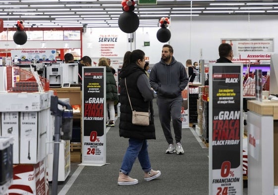 Descuentos con motivo del 'viernes negro' durante la campaña de 2022 en Cantabria.