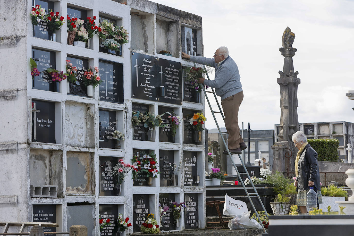 El 1 de noviembre es tiempo de cuidados en el cementerio