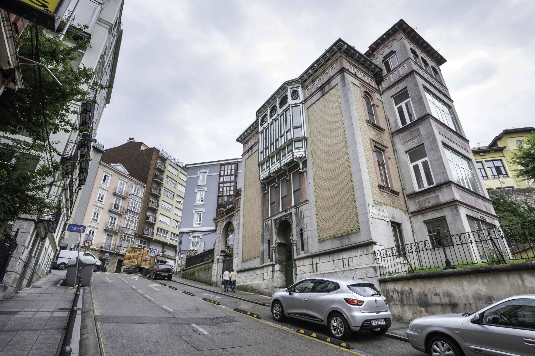 El Palacio de Cortiguera, en el entorno de Cañadío, lleva más de dos décadas desocupado.