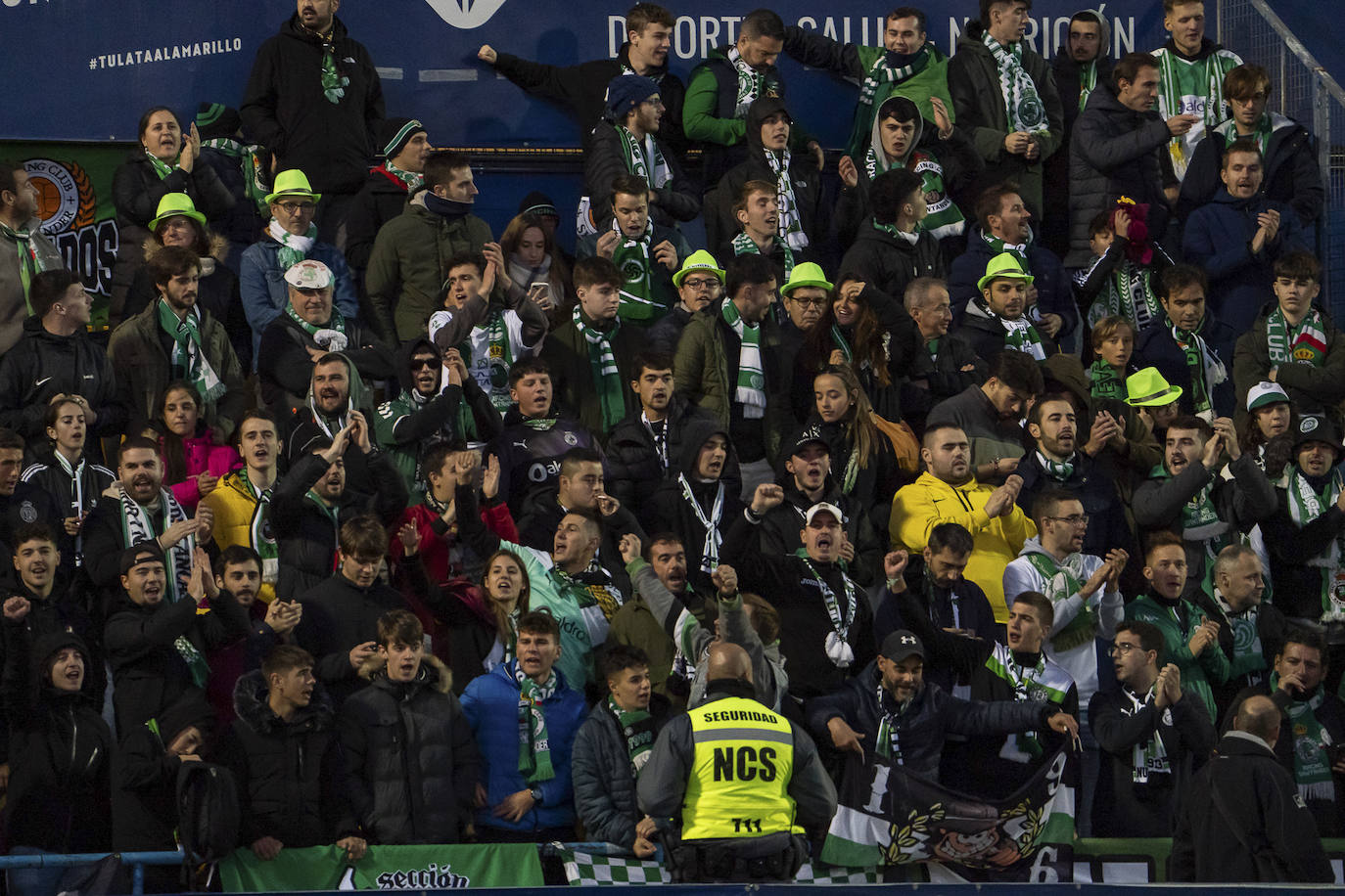 Los aficionados del Racing no dejaron de animar en ningún momento