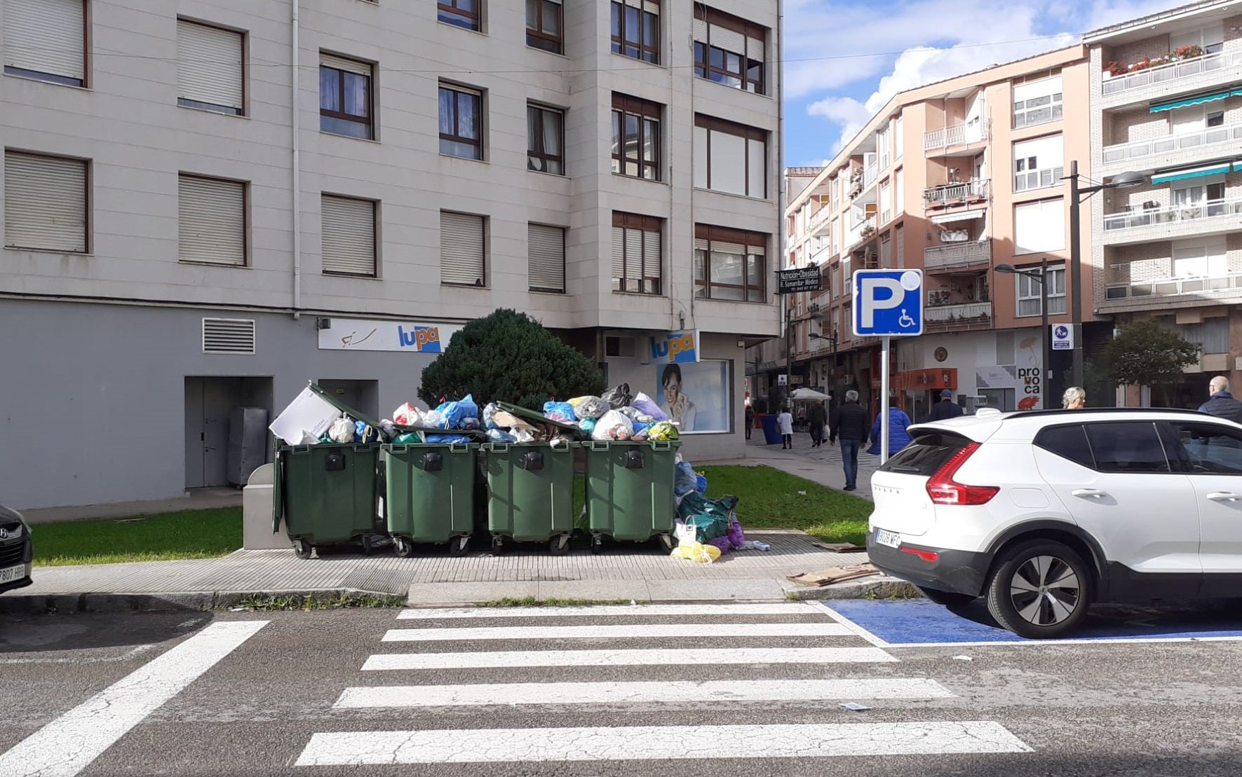 El paro alcanza ya su tercera jornada.