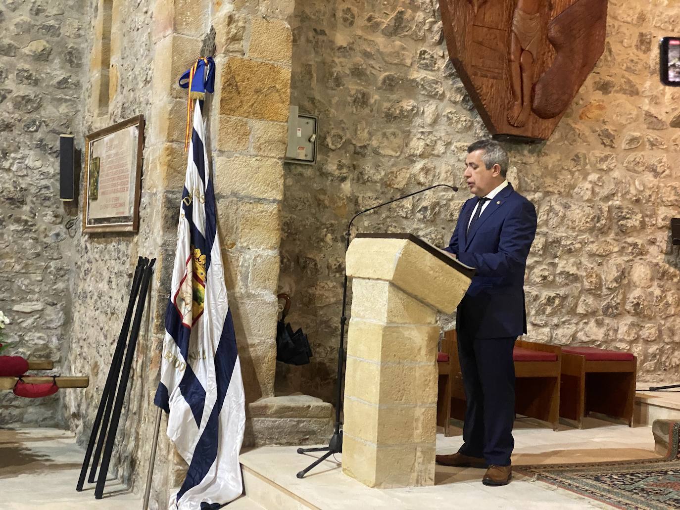 Adolfo San Román, Patrón Mayor del Cabildo, pronunció unas palabras.