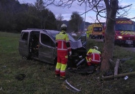 Estado en el que quedó el coche de la mujer tras el accidente.