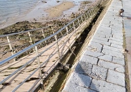 Estado de la Pasarela ubicada en la zona del embarcadero del Pasaje de Santoña.