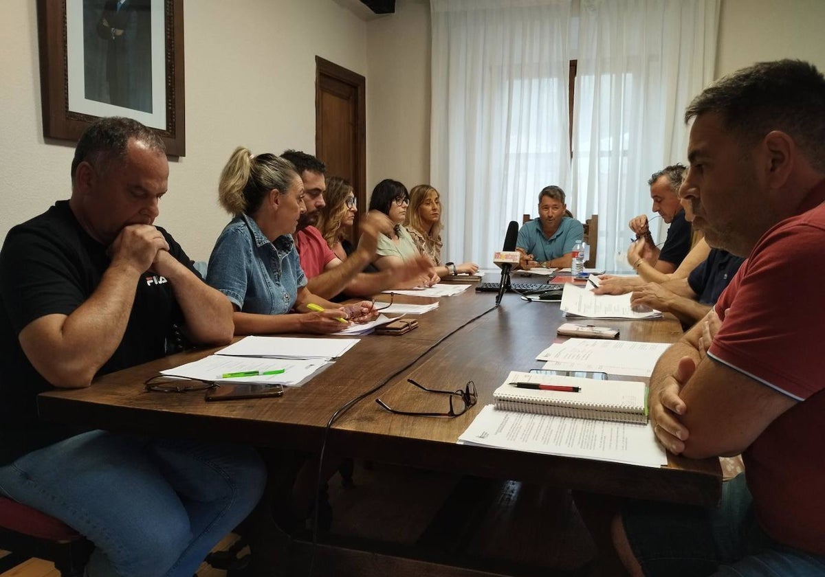 Los concejales en el salón de plenos el pasado mes de julio.