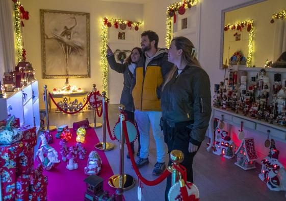 El interior de la casa de Ana Michelena es todo un museo navideño.