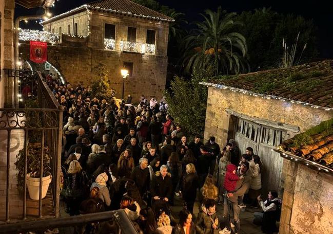 Aglomeraciones en el Camino Real de Cartes, sobre las 19.30 horas.