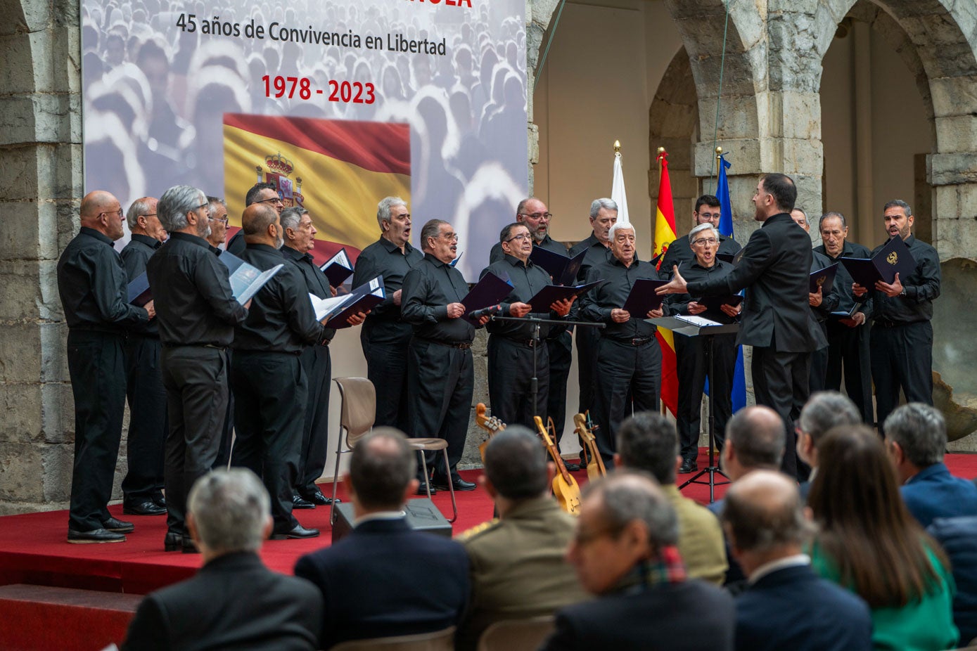 El acto contó con la actuación del Coro Santa María de Solvay.