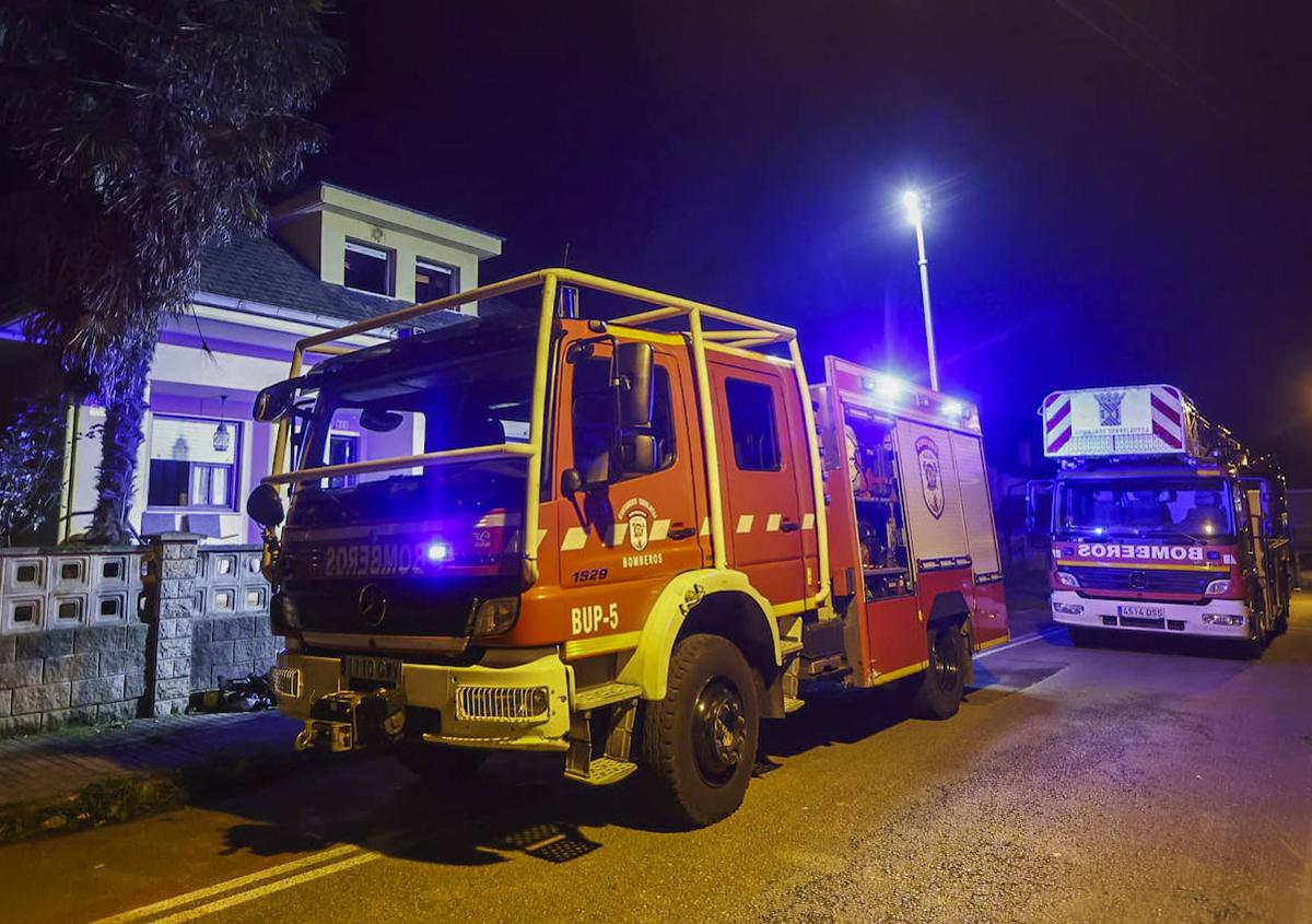 Imagen secundaria 1 - Muere una anciana tras incendiarse su vivienda en Tanos