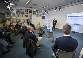 El salón de actos de El Diario Montañés acogió la séptima edición de Diálogos de Automoción.