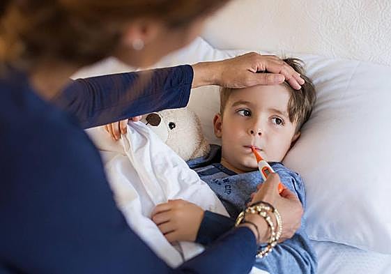 Los pediatras advierten de un aumento de casos de neumonía en los niños.