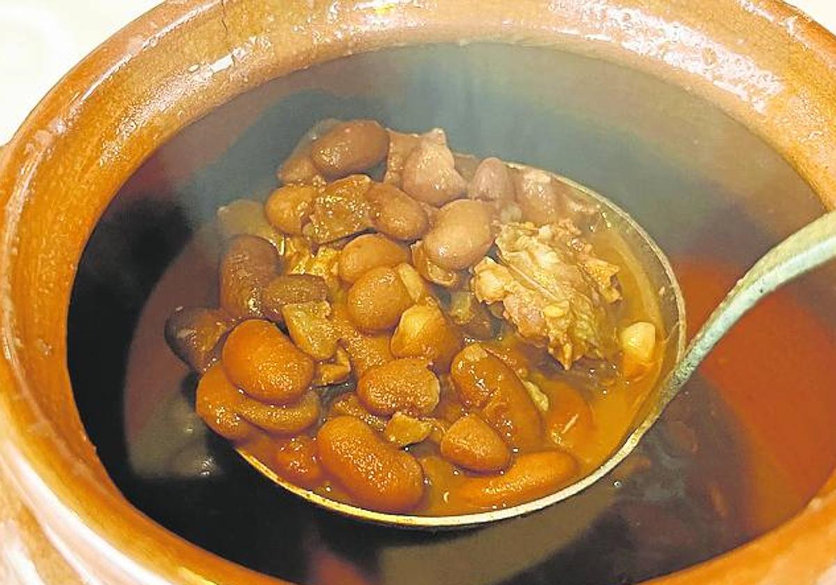 Un clásico de cuchara y parrilla en pleno Sardinero