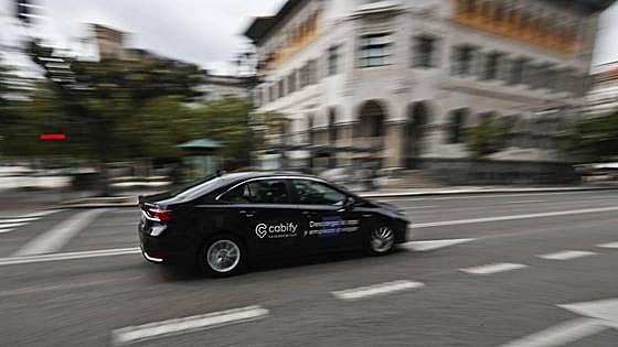 Cabify añade un decena de coches en Santander y ya suma casi 50 licencias