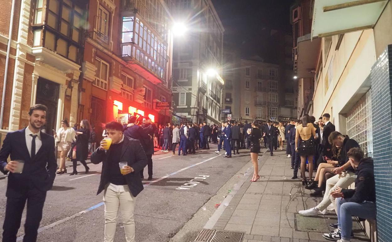 La calle López Dóriga, en plena zona de Cañadío, donde fue interceptado el conductor novel.