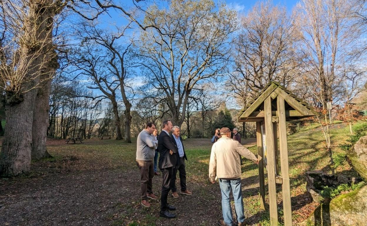 Blanco apuesta por divulgar la riqueza botánica de Cantabria y el valor social de sus bosques