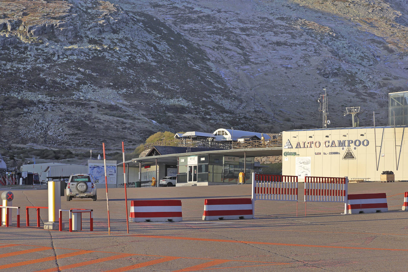 Fotos: Alto Campoo sin nieve en pleno enero