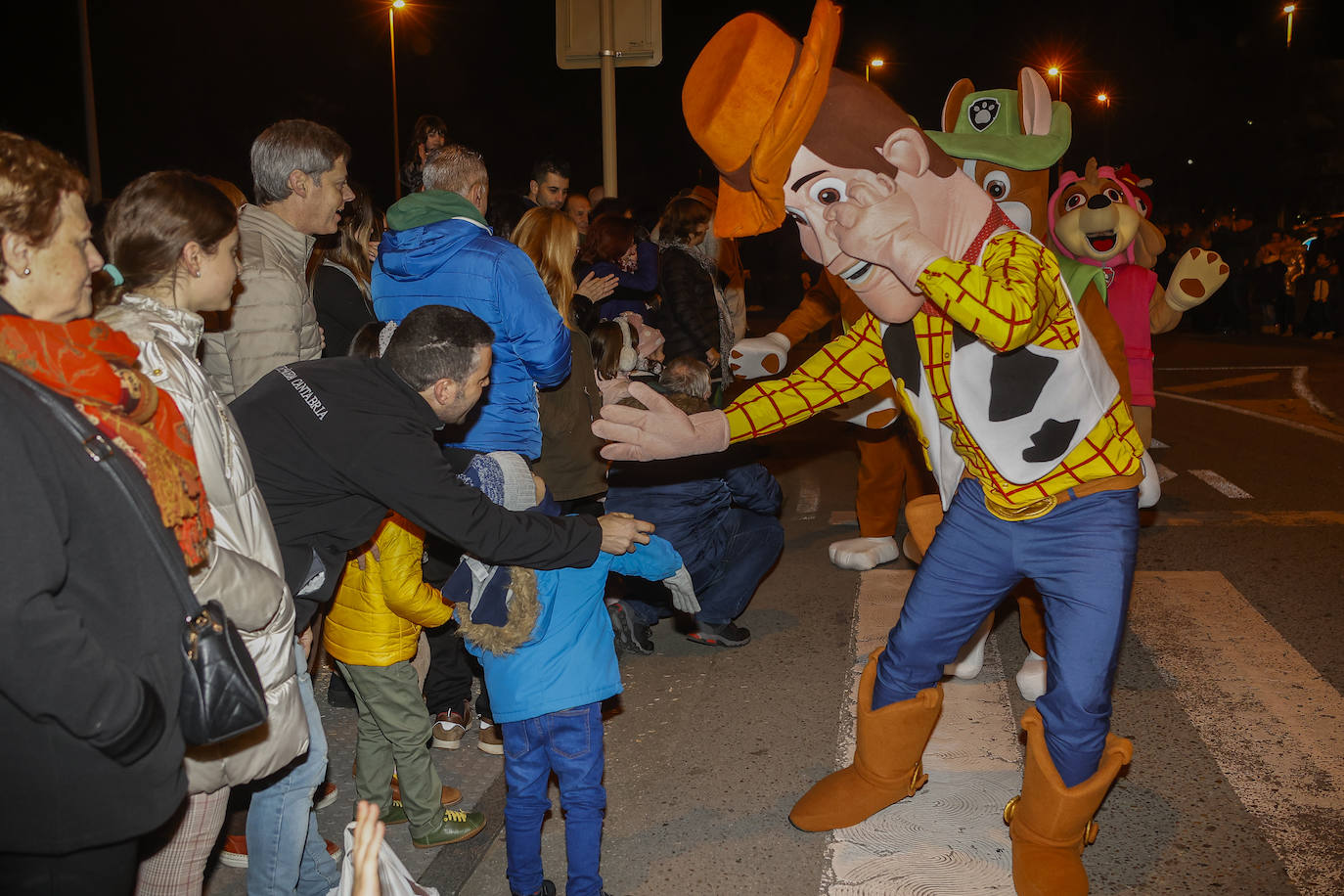 Fotos: La Cabalgata de los Reyes Magos en Torrelavega