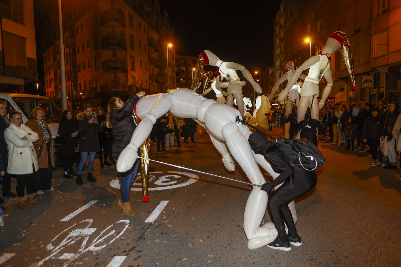 Fotos: La Cabalgata de los Reyes Magos en Torrelavega