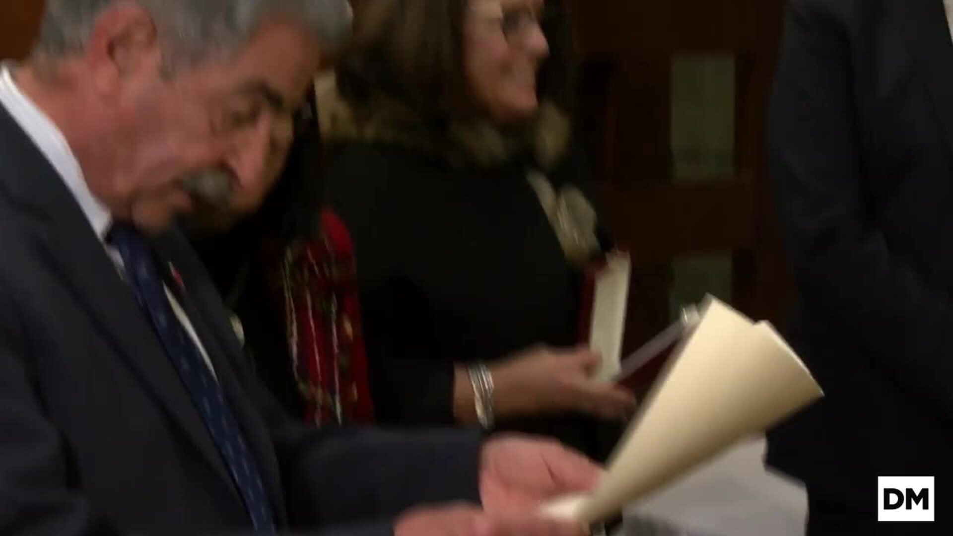 La enfermera Aurora Aguilar, condecorada con la Cruz Sencilla de la Orden Civil de Sanidad