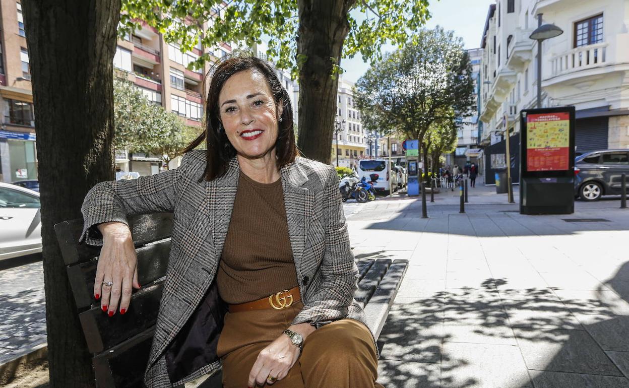 Fernández-Teijeiro se ofrece para repetir en mayo como candidata del PP a la Alcaldía de Torrelavega