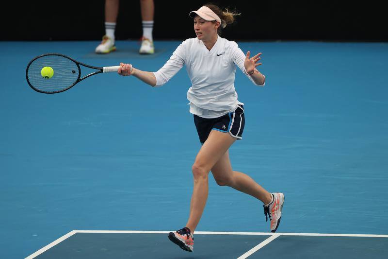 La tenista torrelaveguense ha derrotado en tres sets a la canadiense Bianca Andreescu, número 42 del mundo, y ya está en la tercera ronda del Open de Australia