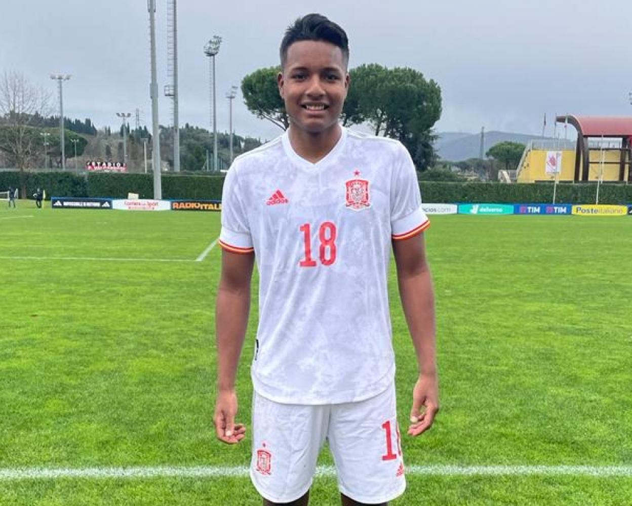 Jeremy, con la camiseta de la selección española sub 18.