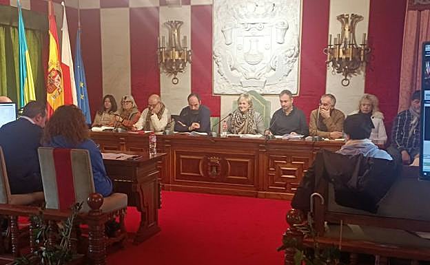  Uno de los momentos del Pleno ordinario celebrado este jueves y correspondiente a la convocatoria de enero. 