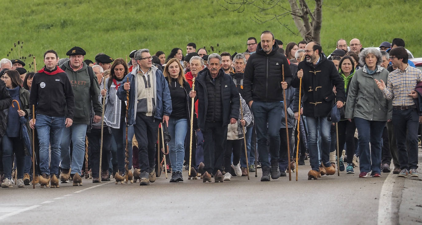 Fotos: La tradicional subida a La Montaña