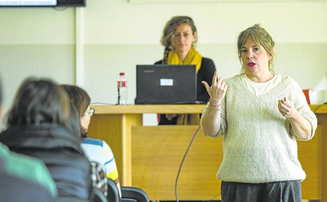 Ana Magallanes, en el Centro Integrado de Formación Profesional Número Uno de Santander. 