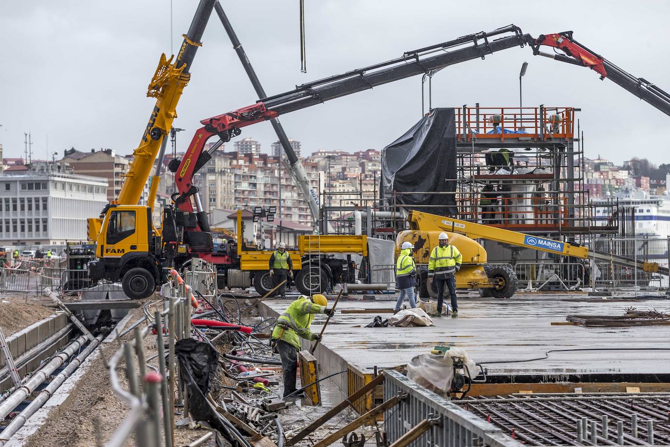 Fotos: Así van las obras en el Puerto de Santander