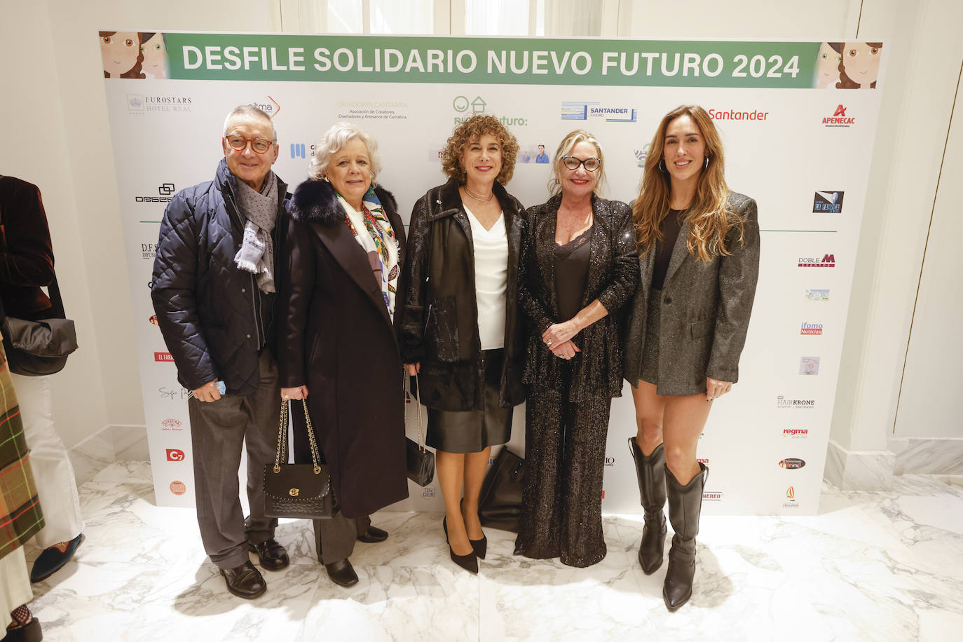 Víctor Manuel Martínez, Montse Saiz, Inmaculada Torrijos, Concha González y Sofía Palencia.