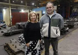 Jonatan Azcue junto a Olga Dasgoas, SIO del Grupo Faed, en la sede de la empresa donde ahora trabaja, ubicada en Polanco.