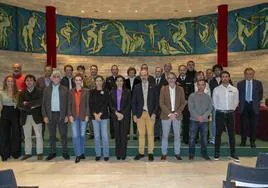 Foto de familia en la Sala María Blanchard.